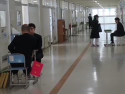 下校