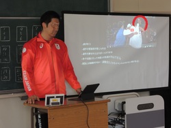 20241205　6年生　キャリア教育