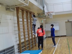 懸垂に挑戦