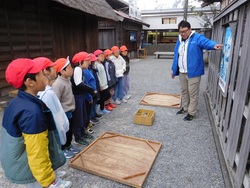 2024.12.18　1年生　郷土博物館