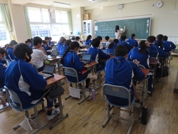 学テ