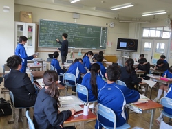 討議