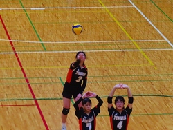 女子