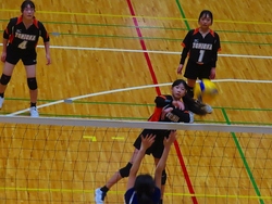 女子