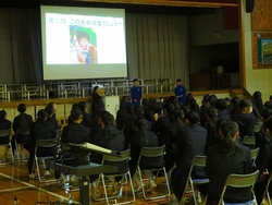 送る会