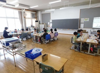 給食