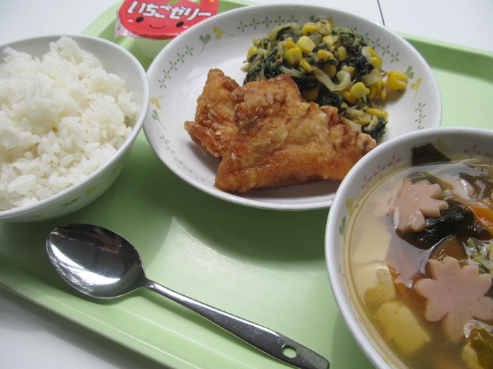 給食