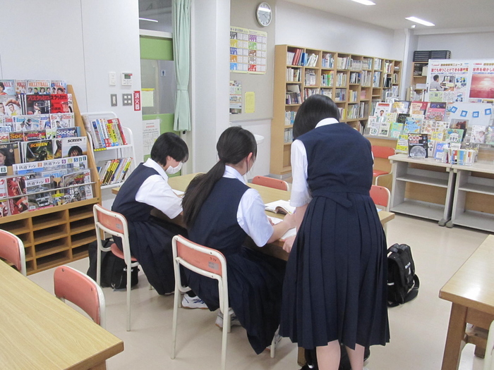 学校図書館