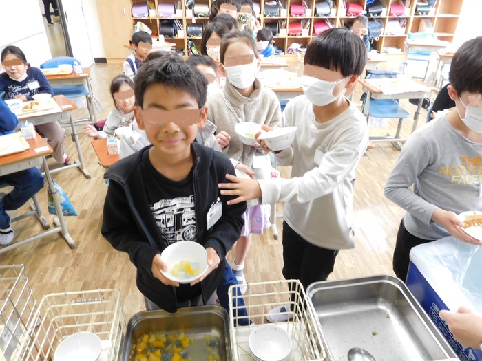 2025.04.11　給食はじまる