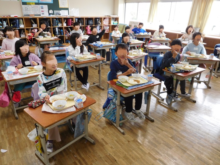 2025.04.11　給食はじまる