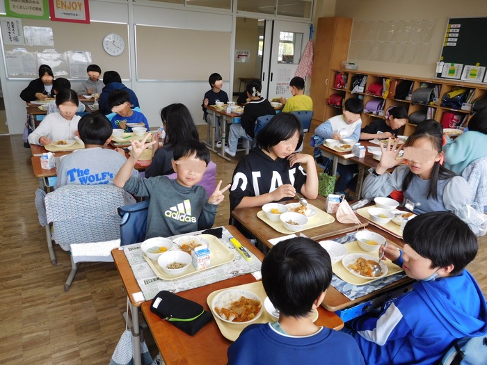 2025.04.11　給食はじまる