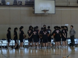 女バス