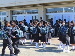 入学