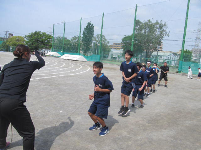 10