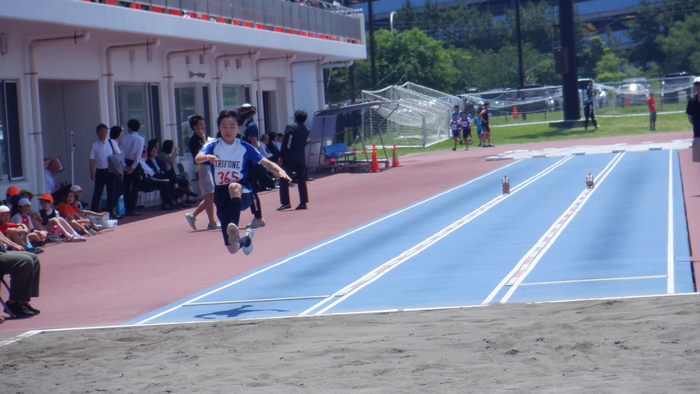 浦安市陸上競技大会　女子走り幅跳び