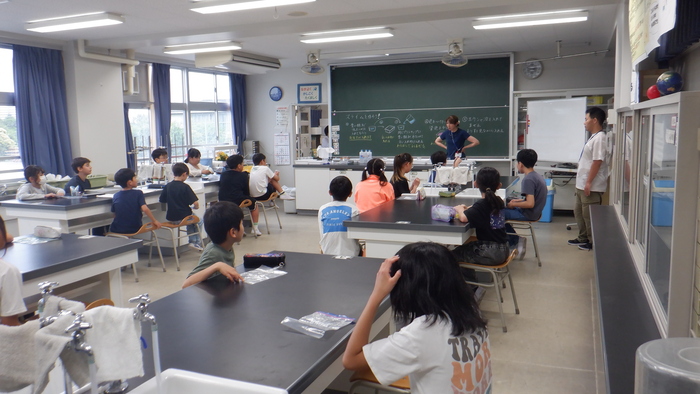 理科室科学クラブ