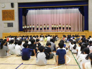 全校朝会