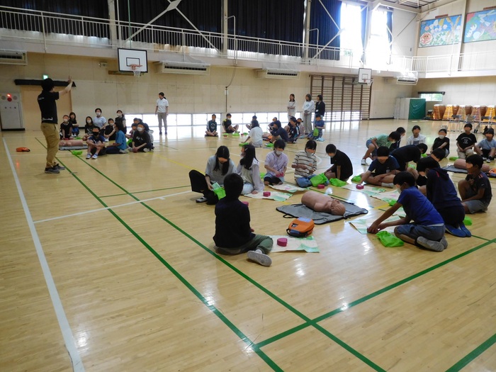 2025.07.17　6年生　AED講習会