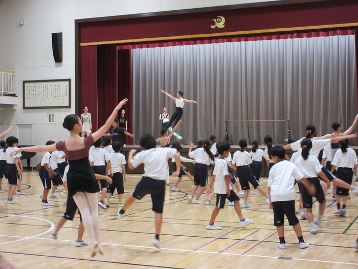 0829PTA活動バレエ体験2