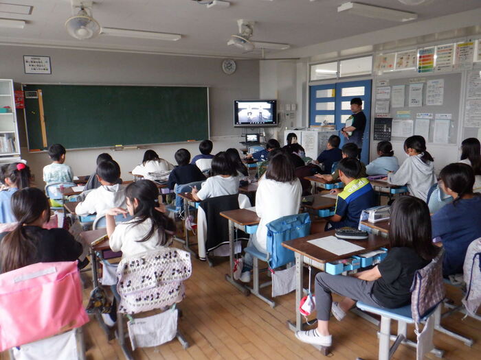 1015盲導犬教室4年