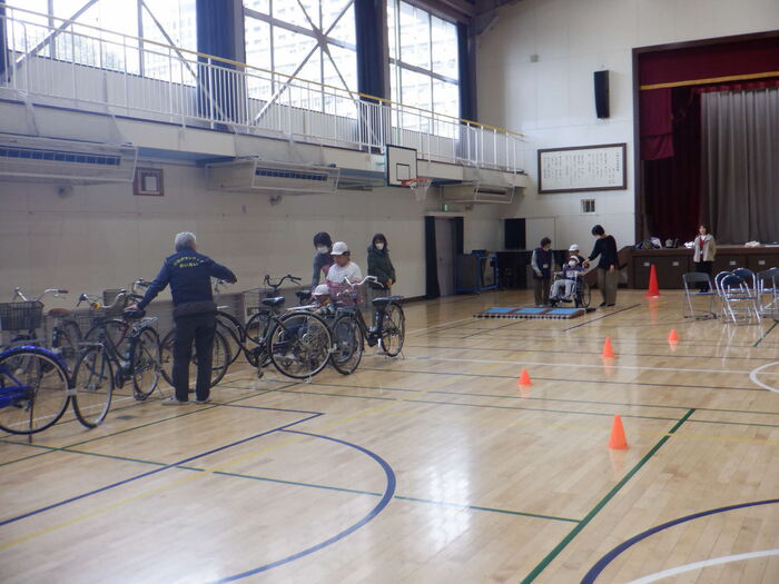 1024車いす体験