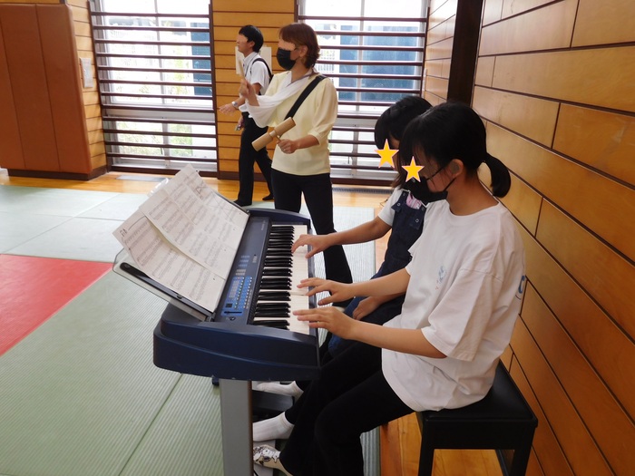 2025.09.19　6年生　美浜中学校の音楽授業を参観