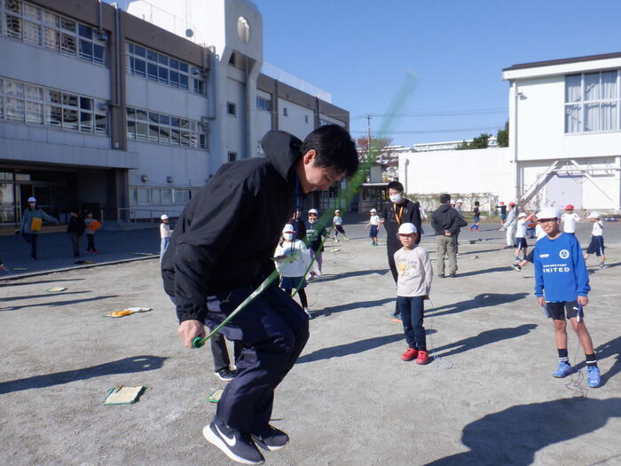 1126なわとび交流35年1