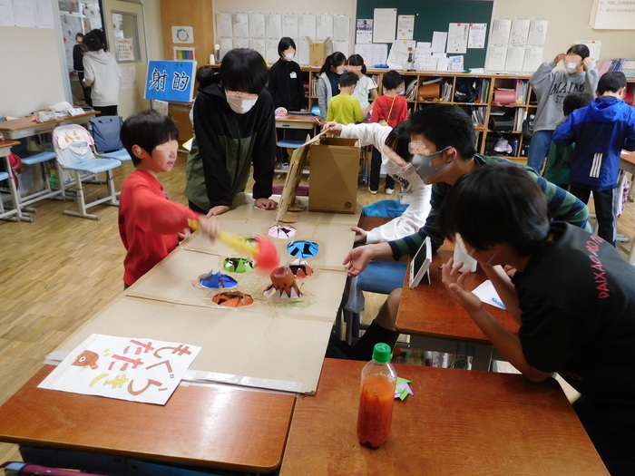 2025..11.18　6年生　1年生に縁日