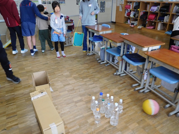 2025..11.18　6年生　1年生に縁日