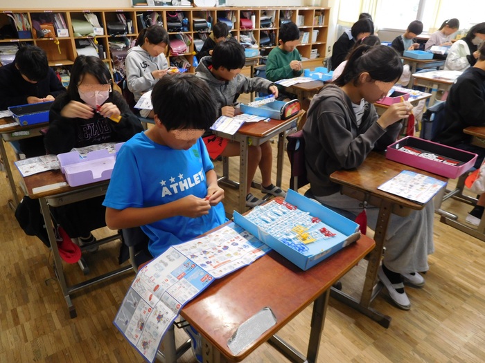 2025.11.20　5年生　ガンプラ作る！