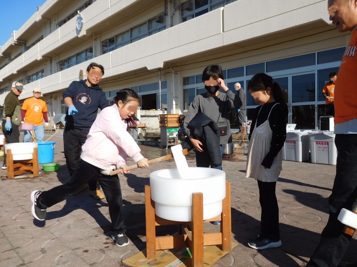 2026.01.10　美浜おやじの会　餅つき＆どんど焼き