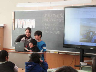 境川の印象について尋ねる児童