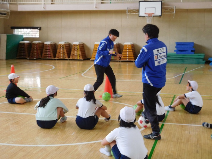 2026.02.05　4年生　サッカー教室