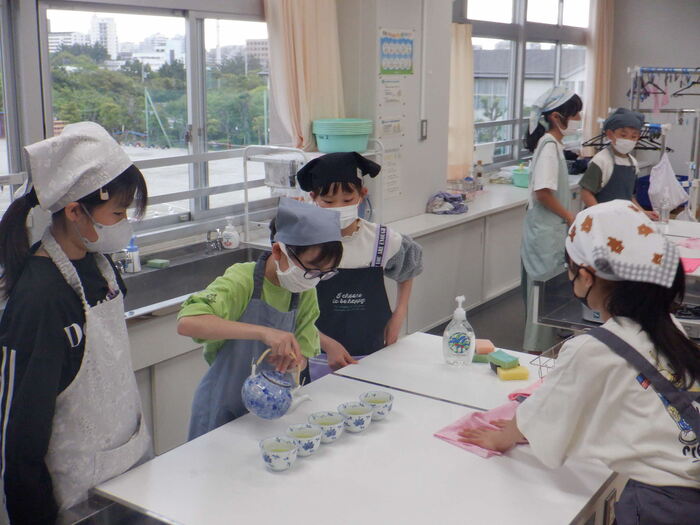0421家庭科5年お茶の入れ方