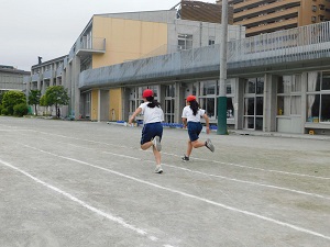 100m