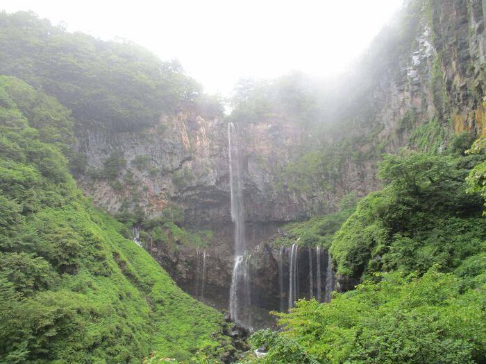 華厳の滝