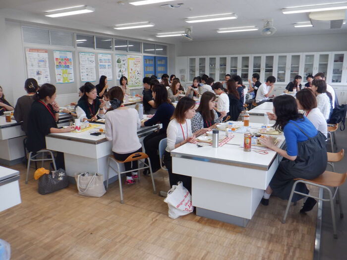 0911学年PTA1年給食試食会1
